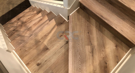 Bậc cầu thang gỗ composite cao cấp
